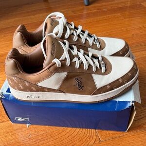 Reebox RBX Chicago White Sox Men's Sneakers